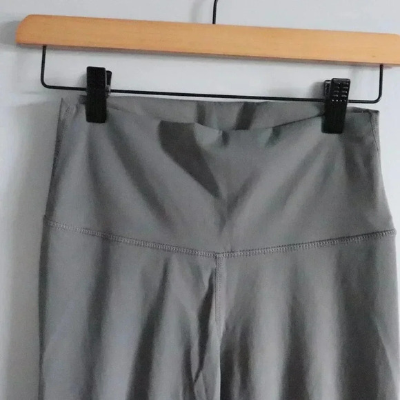 Sunzel Women's XS Grey Stretch Activewear Casual High Rise Pocket Leggings | 37" - Picture 4 of 10